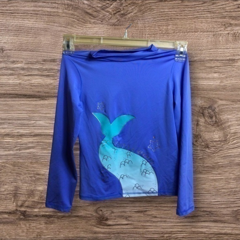 🎈3/$20! 
Cat & jack blue mermaid rash guard. Medium. 7–8.